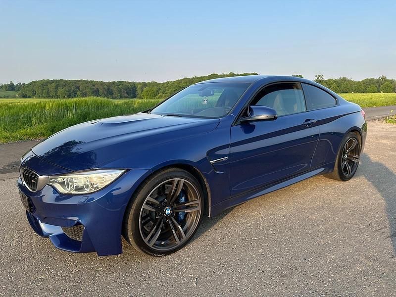 Blau Gebraucht 2014 BMW M4 Coupé | 41.700 € - Bild 1/4