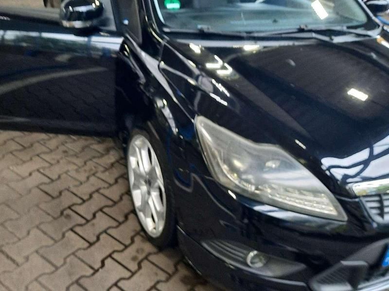 Gebraucht 2010 Ford Focus Style Limousine | 4.000 € (Fairer Preis) - Bild 1/4