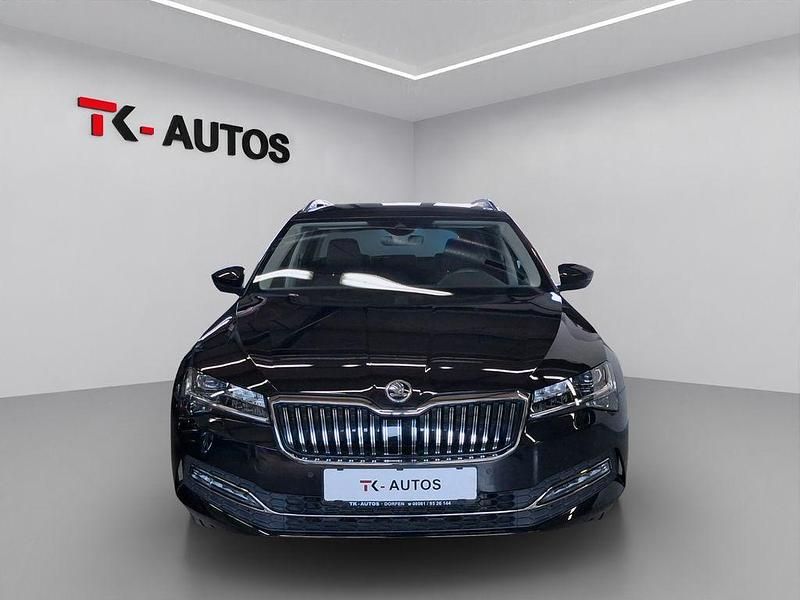 Gebraucht Skoda Superb Style 150 PS (110 kW) 2021 Schwarzmagic perleffekt Kombi