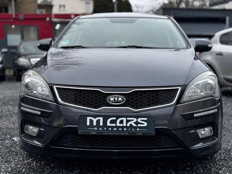 Gebraucht Kia Ceed GT 128 PS (94 kW) 2011 Grau Limousine