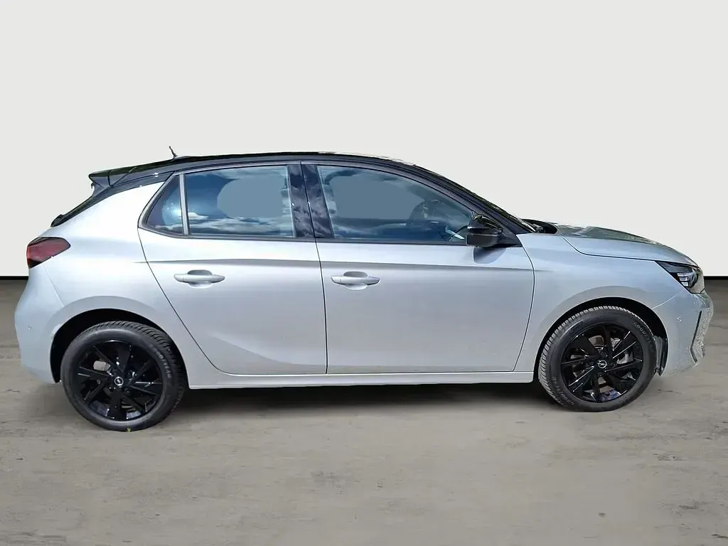 Gebraucht Opel Corsa 101 PS (74 kW) 2025 Silber Kleinwagen