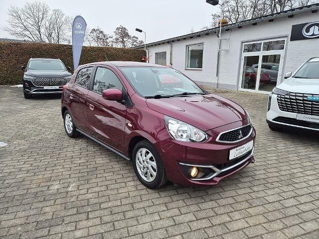 Gebraucht Mitsubishi Space Star Intro Edition 71 PS (52 kW) 2016 Rot Limousine