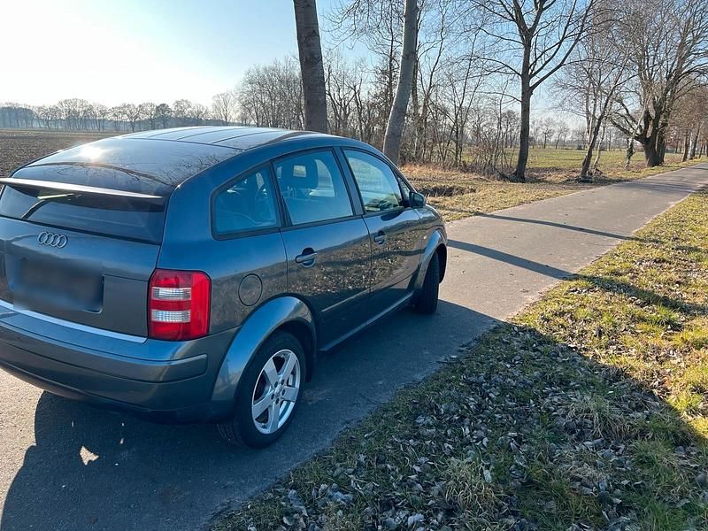 Second-hand Audi A2 75 CP (55 kW) 2003 Gri Hatchback
