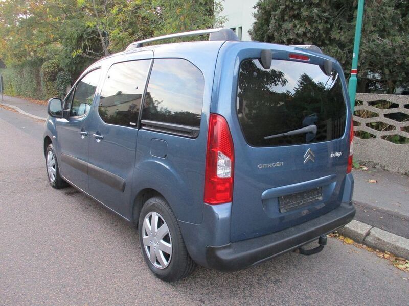 Gebraucht Peugeot Partner Tepee 120 PS (88 kW) 2010 Blau Van / Kleinbus