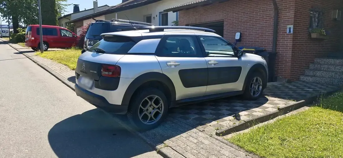 Gebraucht Citroën C4 Cactus Shine Edition 82 PS (60 kW) 2017 Silber Kleinwagen