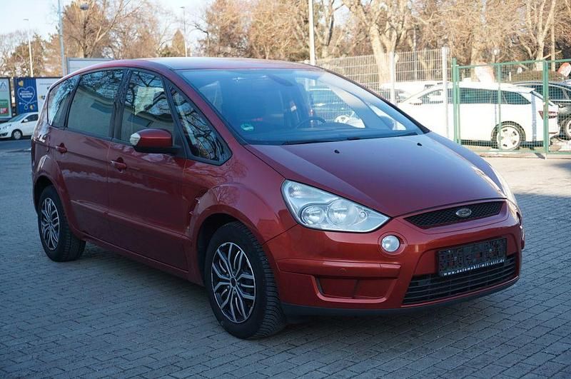 Gebraucht Ford S-MAX Trend 116 PS (85 kW) 2008 Rot Van / Kleinbus