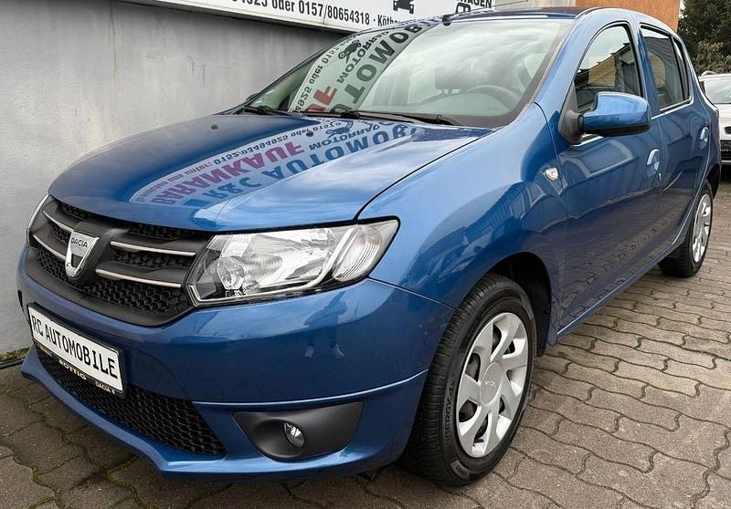 Blau Gebraucht 2013 Dacia Sandero Lauréate Limousine | 4.699 € (Fairer Preis) - Bild 1/4