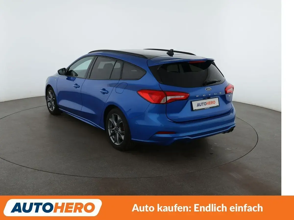 Gebraucht Ford Focus ST-Line X 155 PS (114 kW) 2020 Blau Kombi