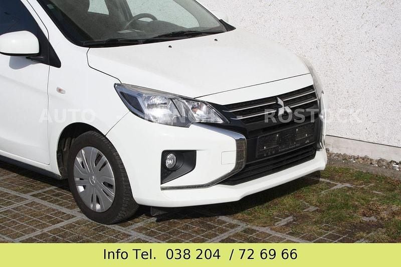 Gebraucht Mitsubishi Space Star Active 71 PS (52 kW) 2020 Weiß Kleinwagen