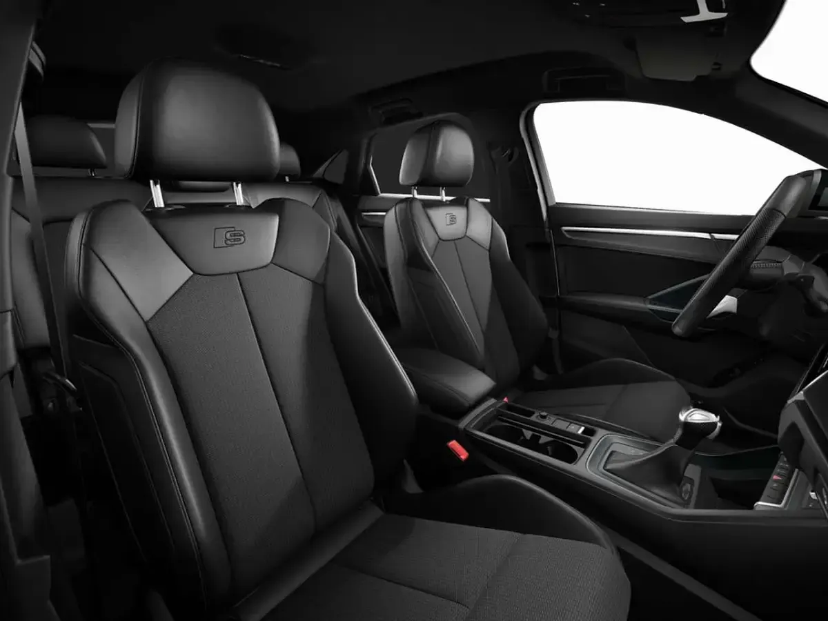 Gebraucht Audi Q3 Sportback S-Line 150 PS (110 kW) 2025 Weiß SUV