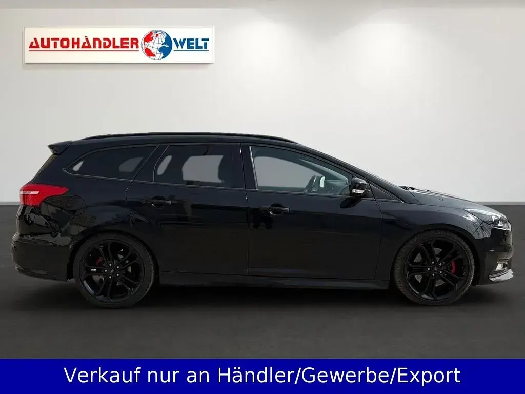 Usata Ford Focus ST 250 CV (183 kW) 2017 Nero Station wagon