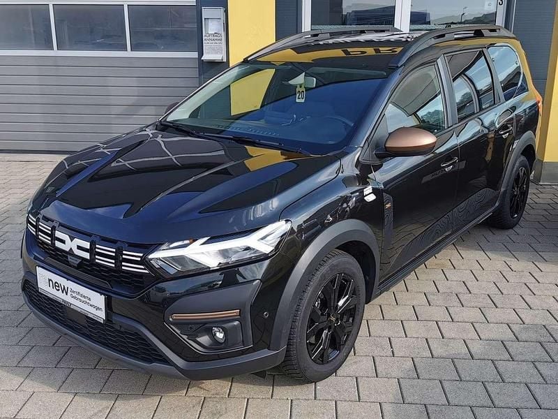 Gebraucht Dacia Jogger Extreme 110 PS (80 kW) 2025 Perlmuttschwarz Van / Kleinbus
