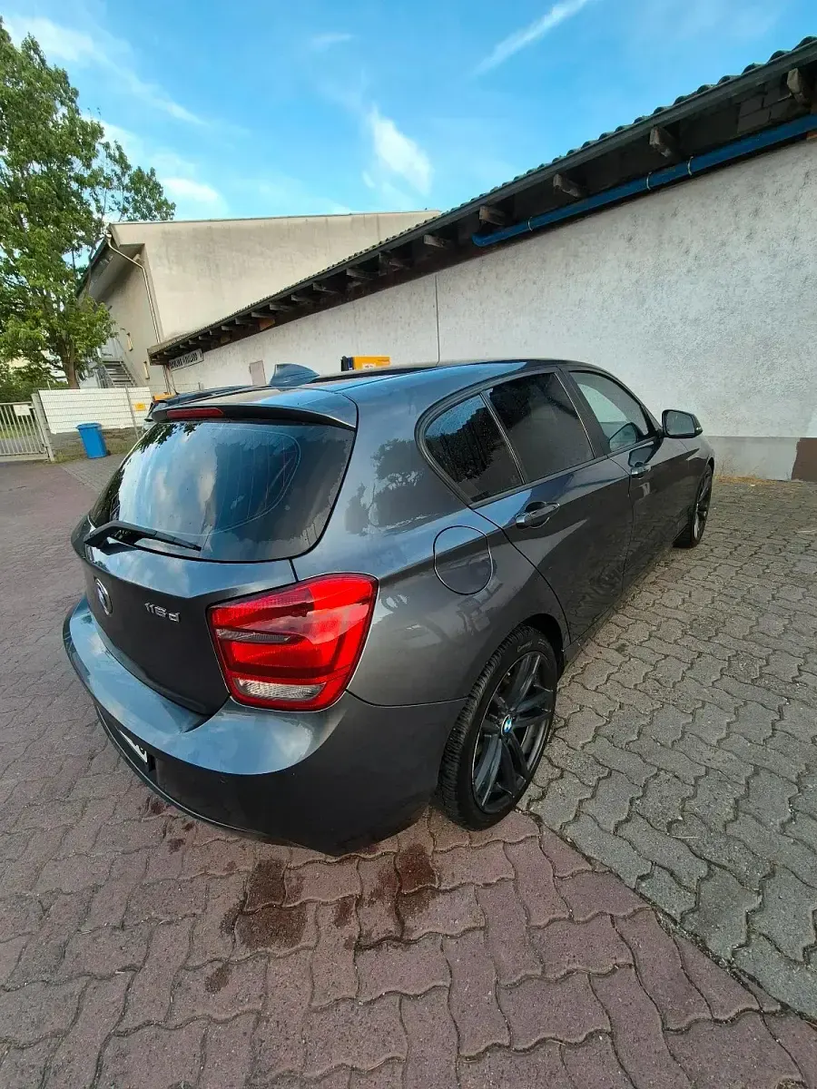 Gebraucht BMW 116 116 PS (85 kW) 2012 Grau Kleinwagen