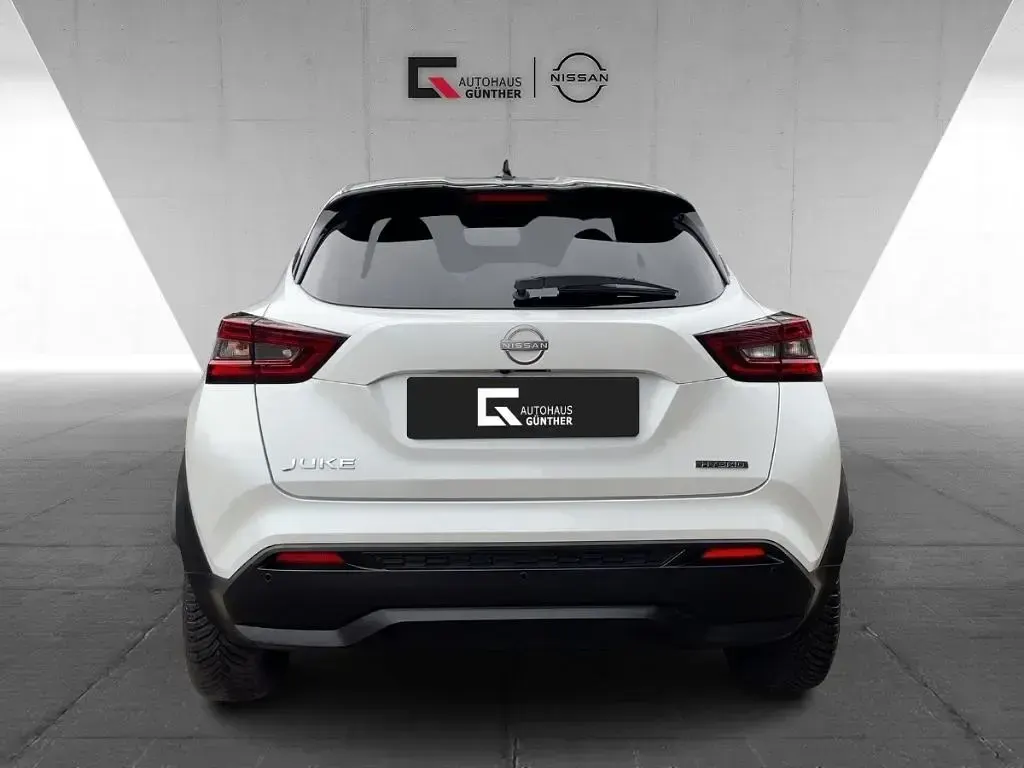 Second-hand Nissan Juke N-Connecta 143 CP (105 kW) 2024 Alb SUV