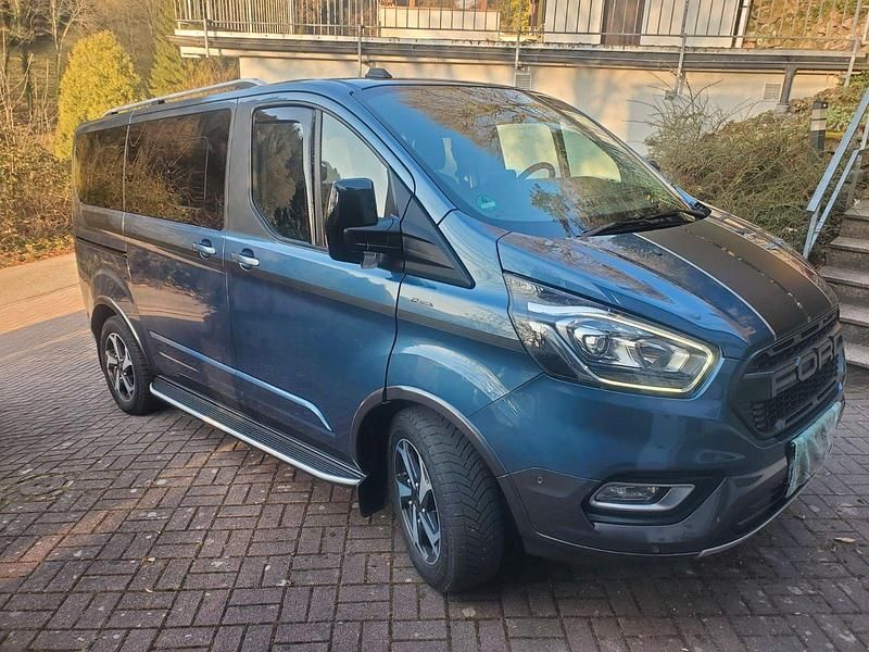 Gebraucht Ford Tourneo Active 170 PS (125 kW) 2023 Blau Van / Kleinbus