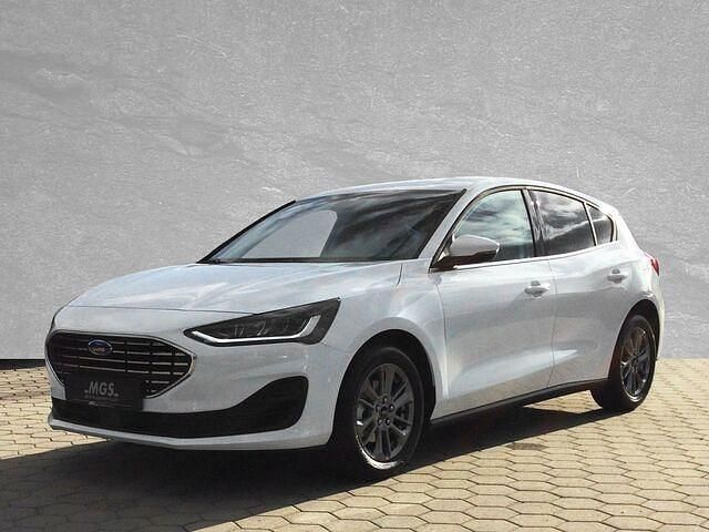 Usado Ford Focus Titanium 125 CV (91 kW) 2022 Andere farbe Utilitario
