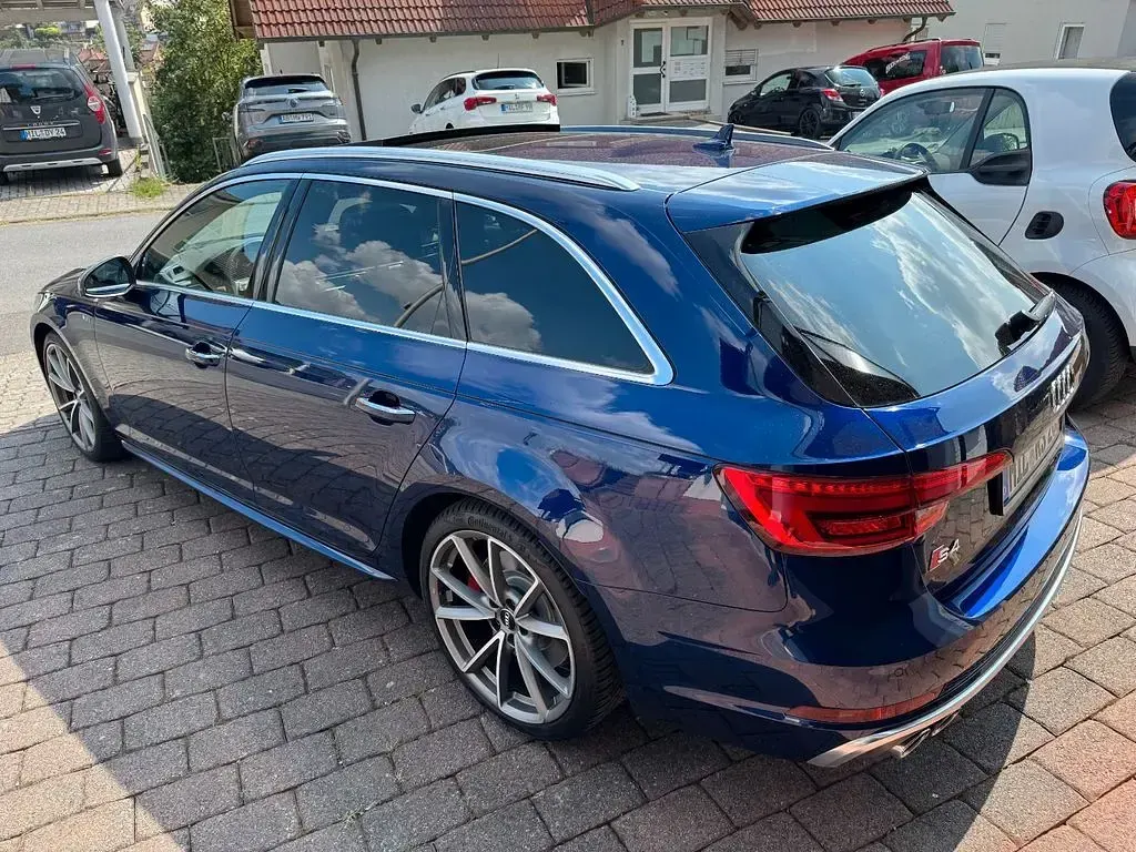 Gebraucht Audi S4 Sport 354 PS (260 kW) 2017 Blau Limousine