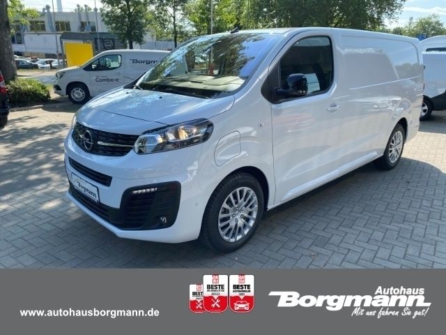 Weiss Gebraucht 2023 Opel Vivaro-e Combi Van | 31.990 € (Etwas zu teuer) - Bild 1/4