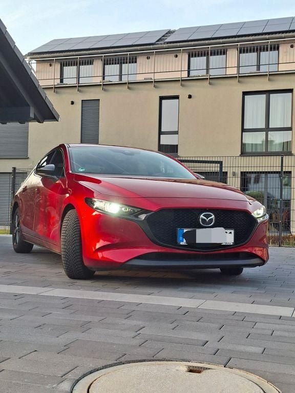 Gebraucht Mazda 3 Selection 122 PS (89 kW) 2019 Rot Limousine