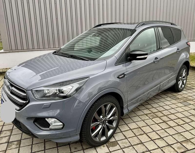 Gebraucht Ford Kuga ST-Line 230 PS (169 kW) 2019 Grau SUV