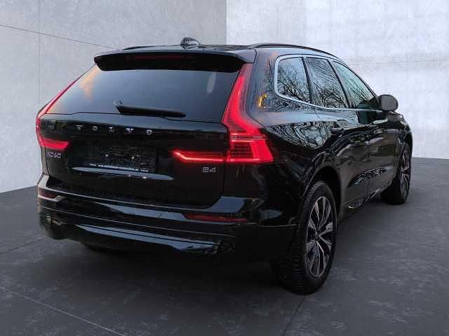 Gebraucht Volvo XC60 145 PS (106 kW) 2023 SUV