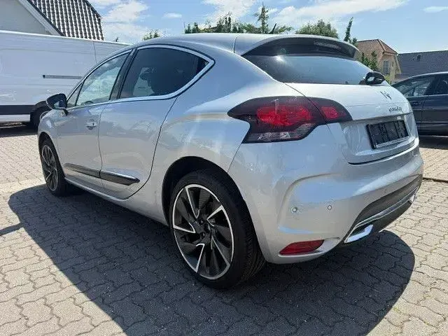Gebraucht Citroën DS4 Sport Chic 200 PS (147 kW) 2011 Silber Kleinwagen