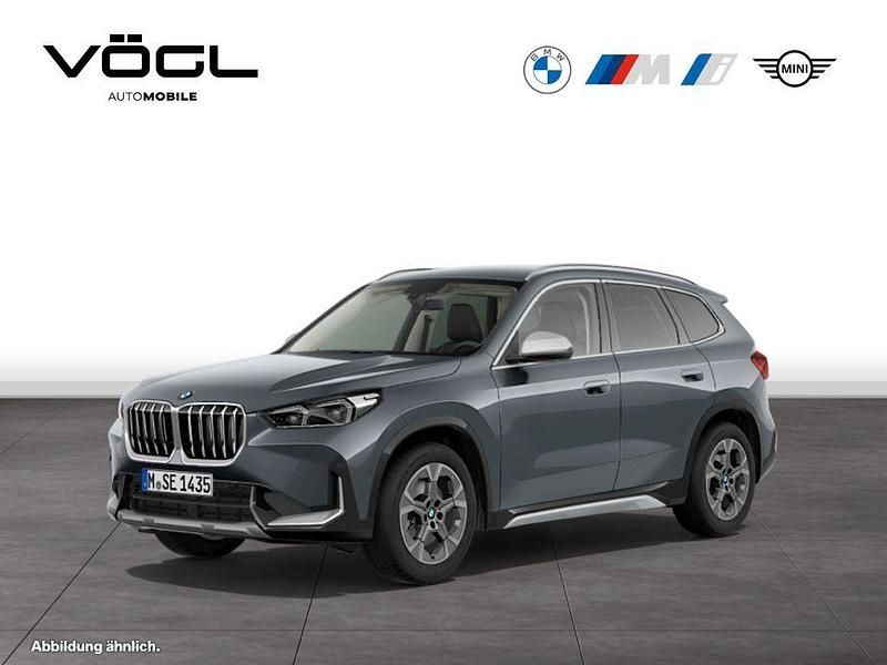 Grau Gebraucht 2023 BMW X1 Efficient Dynamics SUV | 42.890 € (Fairer Preis) - Bild 1/4