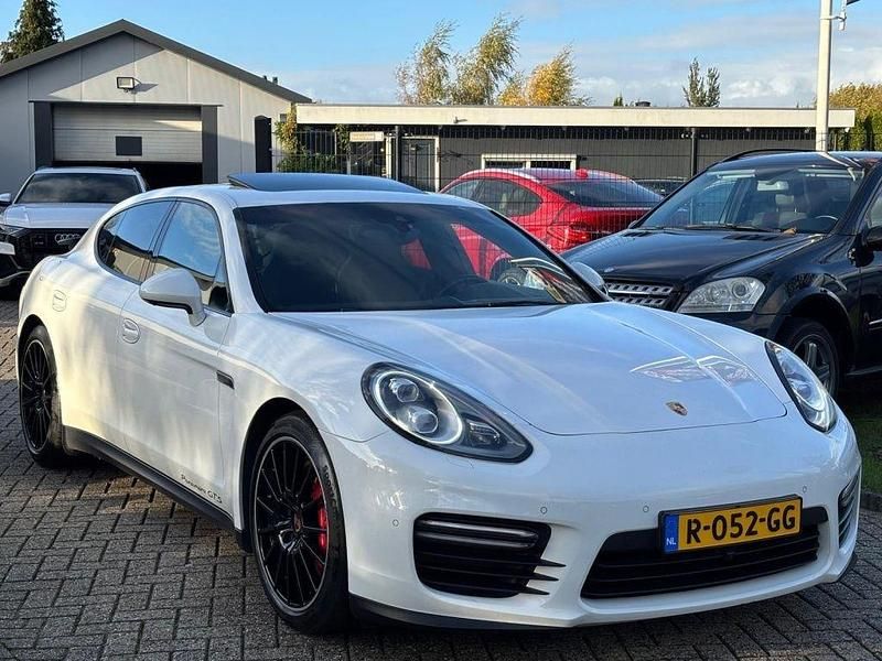 Gebraucht Porsche Panamera 441 PS (324 kW) 2014 Weiß Kleinwagen