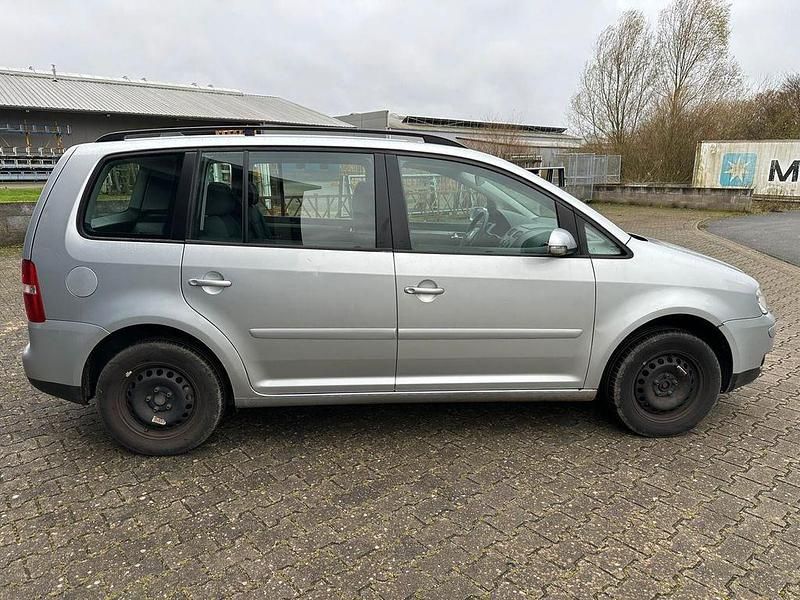 Gebraucht VW Touran Trendline 140 PS (102 kW) 2006 Van / Kleinbus