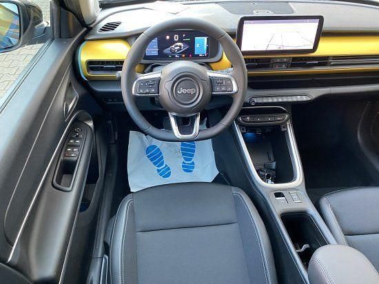 Gebraucht Jeep Avenger EV Summit 114 kW (156 PS) 2023 Solid black clear coat SUV