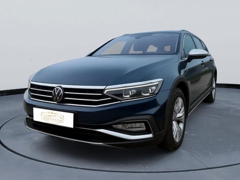 Gebraucht VW Passat Alltrack 200 PS (147 kW) 2023 Blau Kombi