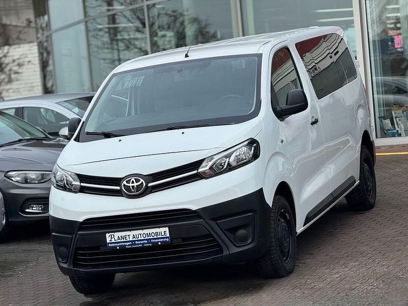 Gebraucht Toyota Proace 116 PS (85 kW) 2017 Weiß Van / Kleinbus