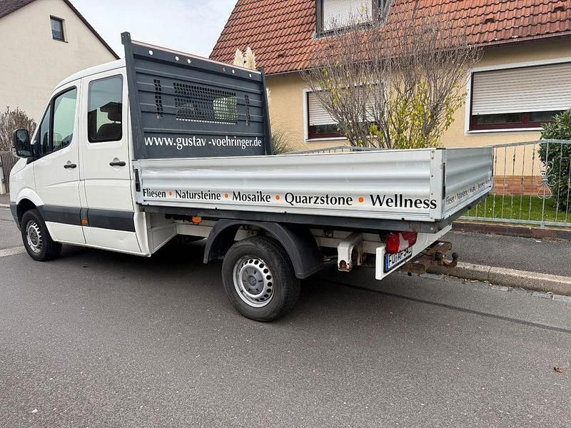 Weiß Gebraucht 2010 VW Crafter Van | 6.900 € (Guter Preis) - Bild 1/4