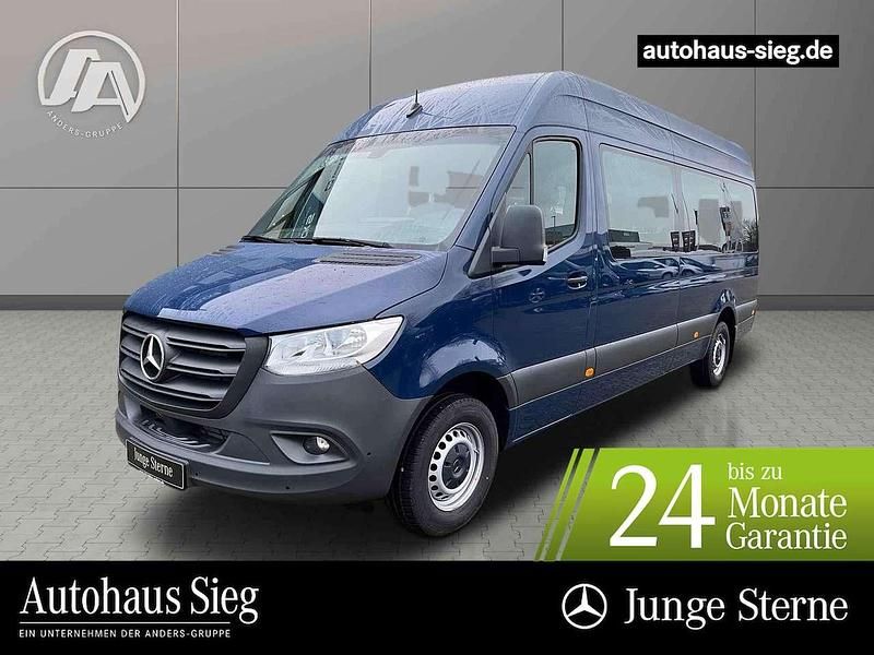 Blau Gebraucht 2023 Mercedes Sprinter Van | 49.490 € (Teuer) - Bild 1/3