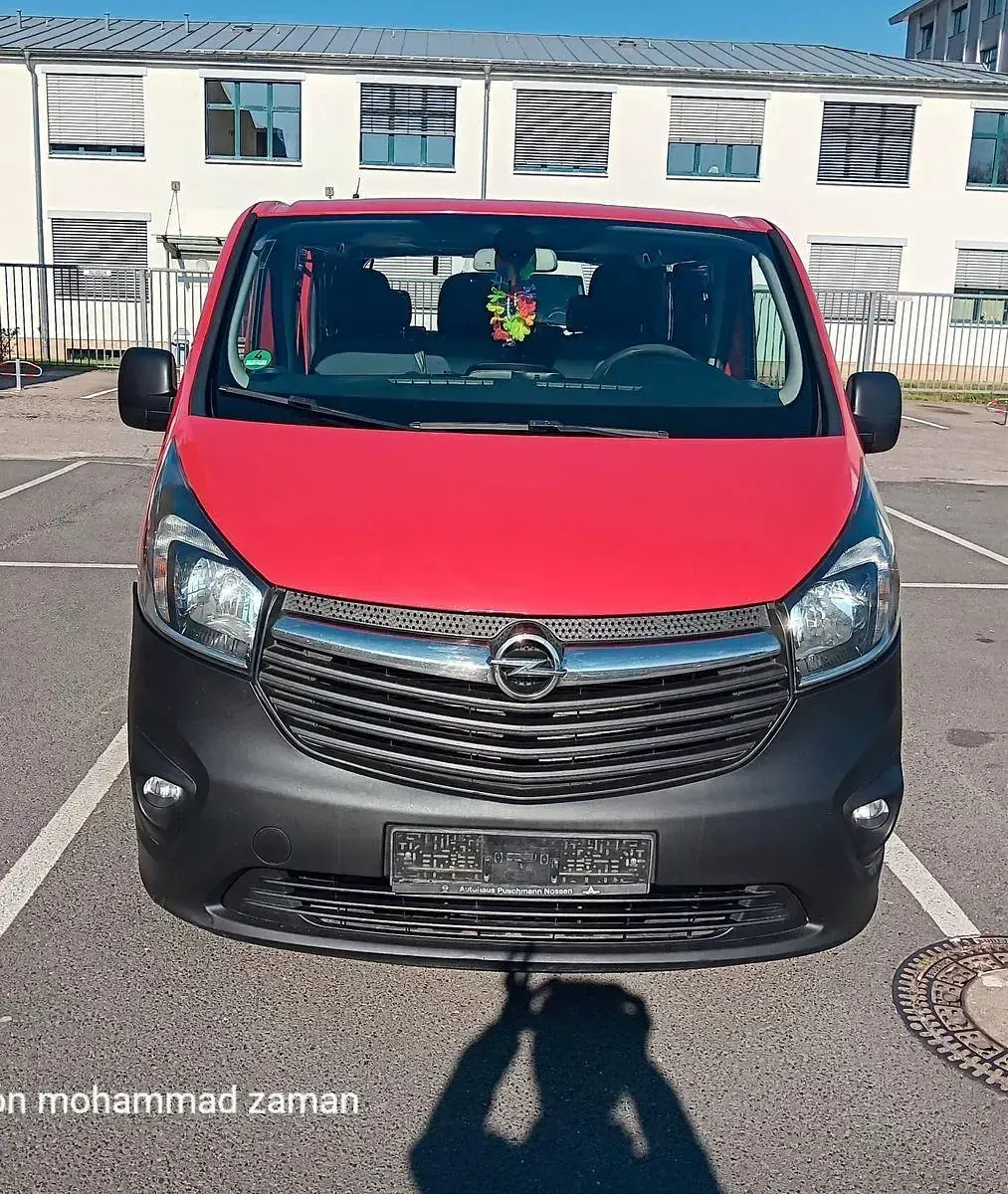 Gebraucht Opel Vivaro 116 PS (85 kW) 2015 Rot Van / Kleinbus