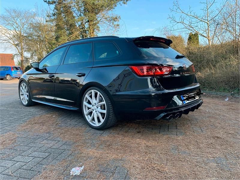 Gebraucht Seat Leon ST CUPRA 300 PS (220 kW) 2020 Schwarz Kombi