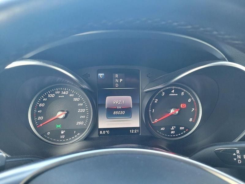 Blau Gebraucht 2018 Mercedes GLC250 Coupé | 31.880 € (Fairer Preis) - Bild 1/4