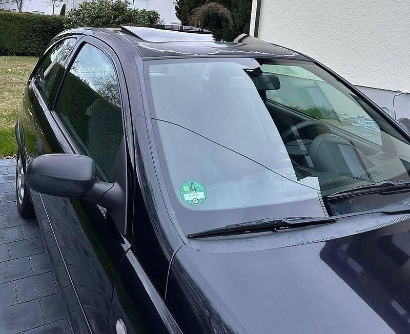 Gebraucht Opel Corsa 75 PS (55 kW) 2001 Schwarz Kleinwagen