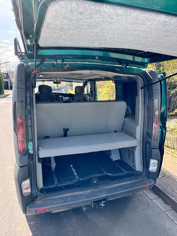 Gebraucht Opel Vivaro 101 PS (74 kW) 2004 Grün Van / Kleinbus