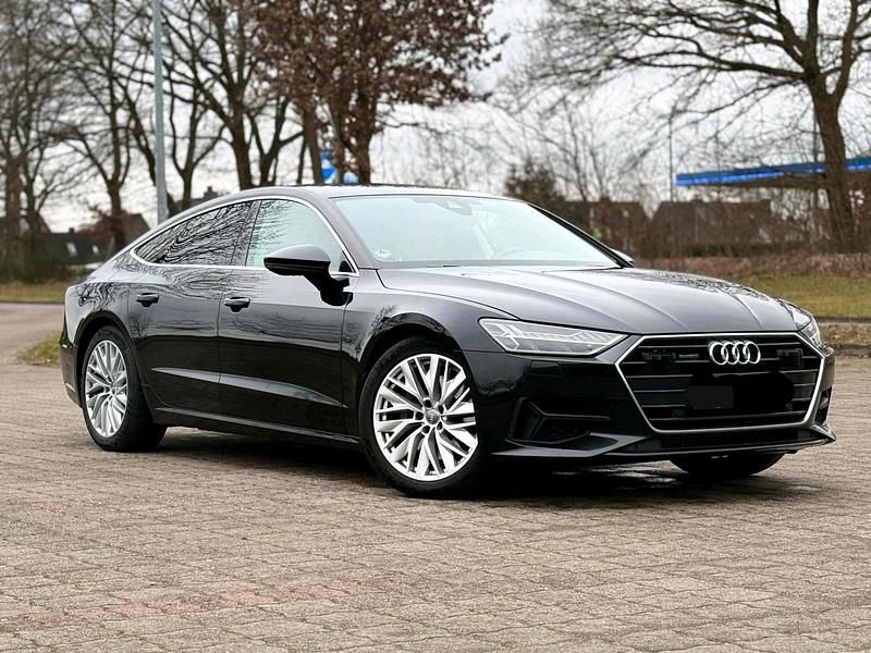 Grau Gebraucht 2018 Audi A7 Sportback Business Kleinwagen | 28.500 € - Bild 1/4