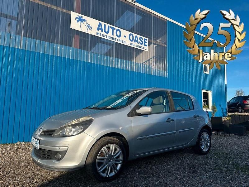 Grau Gebraucht 2006 Renault Clio III Initiale Limousine | 4.450 € (Fairer Preis) - Bild 1/3