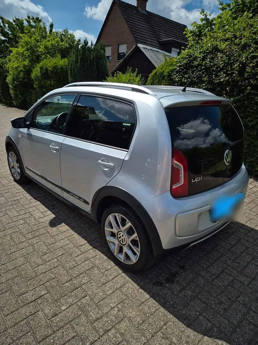 Gebraucht VW up! 75 PS (55 kW) 2014 Silber Kleinwagen