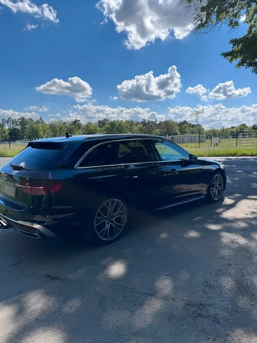 Gebraucht Audi A4 S-Line 190 PS (139 kW) 2020 Schwarz Kombi