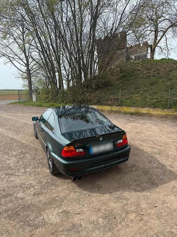 Second-hand BMW 323 Basis 170 CP (125 kW) 2000 Verde Coupe