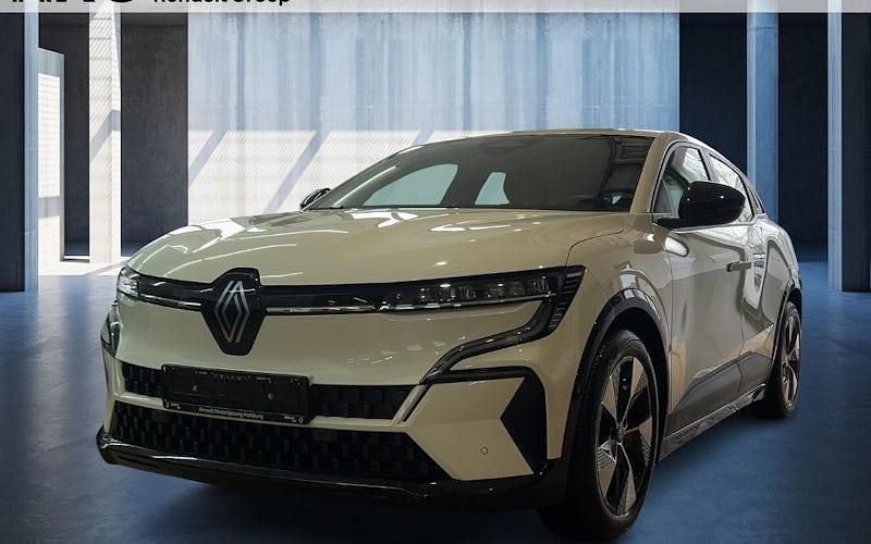 Gebraucht Renault Megane E-Tech Equilibre 160 kW (218 PS) 2022 Gletscherweiss Limousine