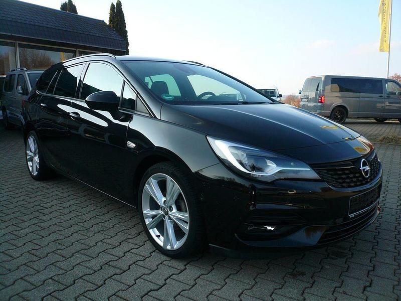 Gebraucht Opel Astra Ultimate 145 PS (106 kW) 2020 Schwarz Kombi