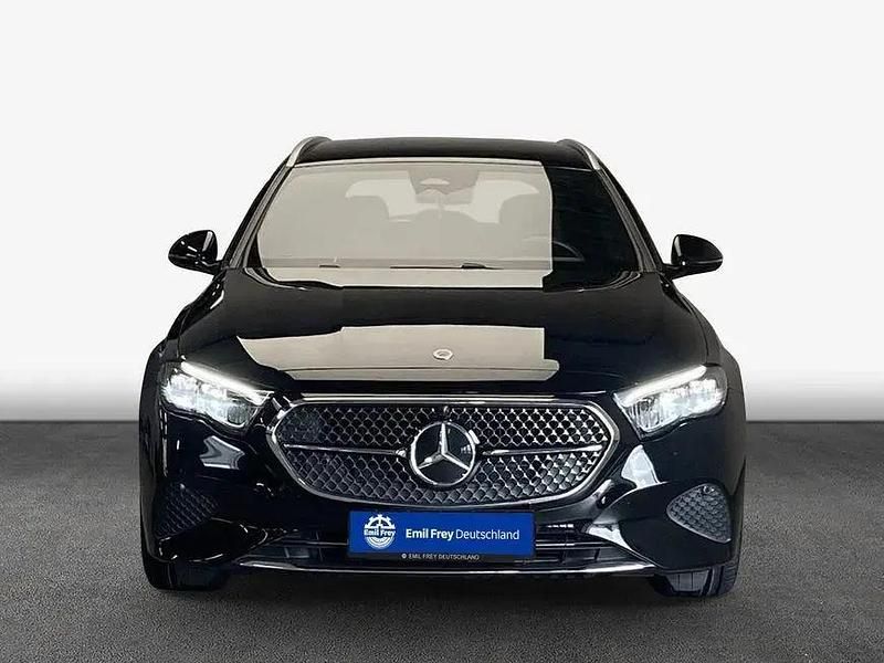 Gebraucht Mercedes E220 Avantgarde 197 PS (144 kW) 2024 Schwarz Kombi