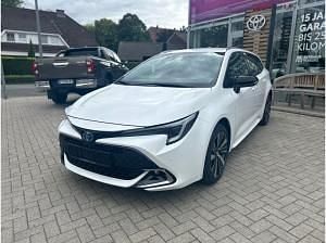 Neu Toyota Corolla 179 PS (131 kW) 2026 Weiß (super white 2) Kombi