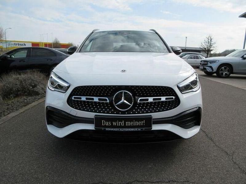 Gebraucht Mercedes GLA200 AMG 163 PS (119 kW) 2023 Weiß SUV