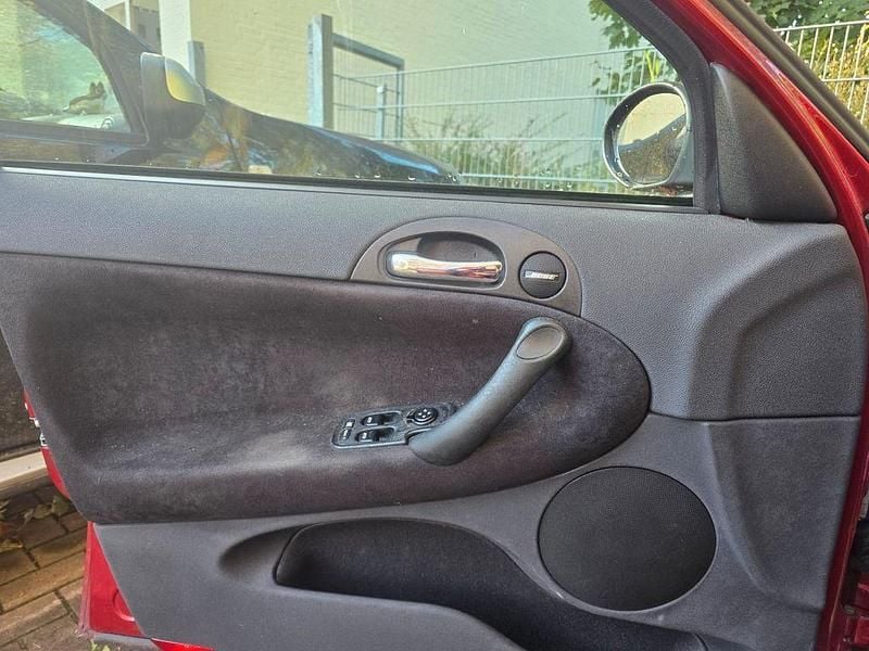 Gebraucht Alfa Romeo 147 Distinctive 150 PS (110 kW) 2003 Rot Kleinwagen